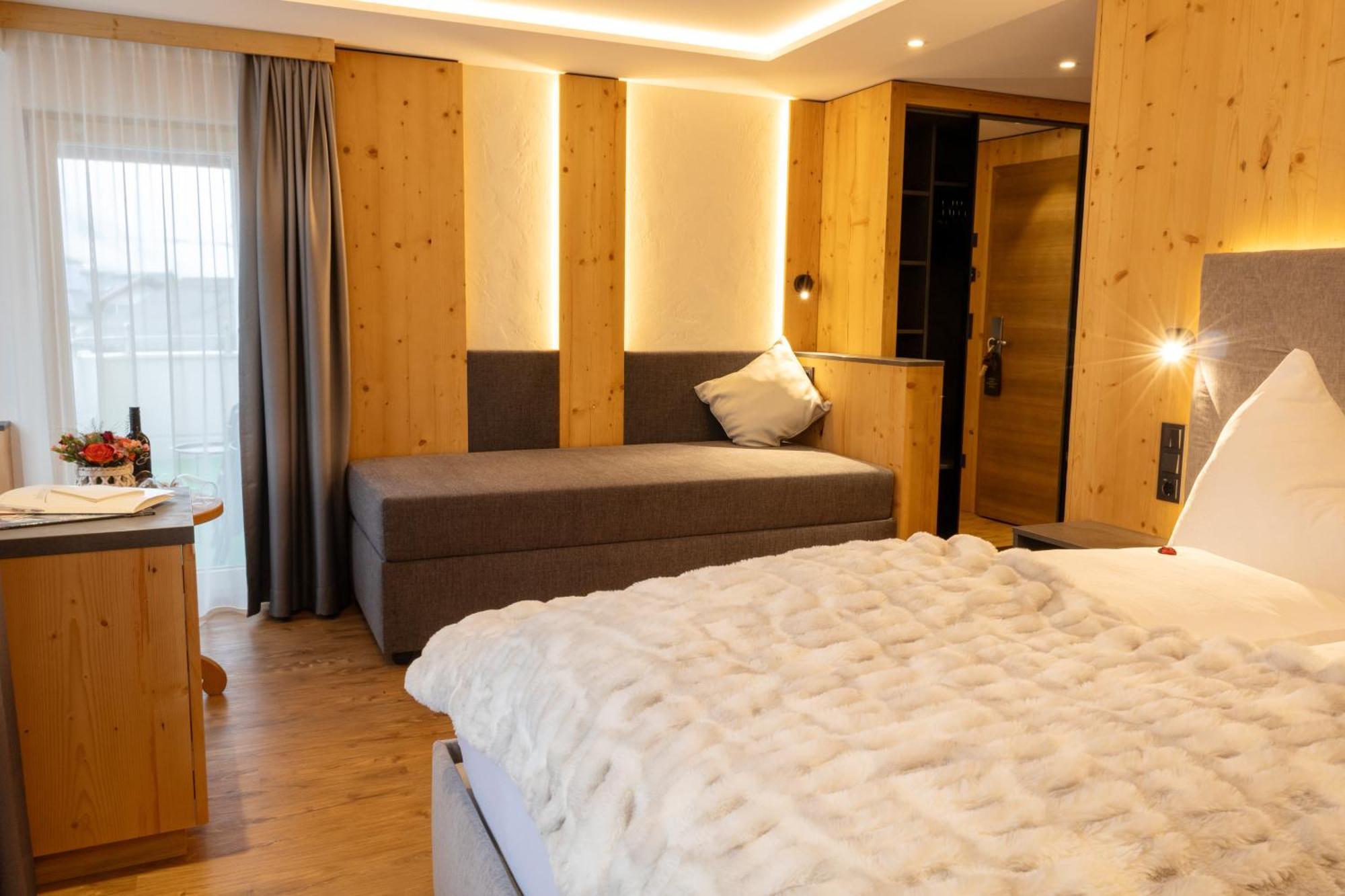 Eggerstueberl Hotel Ischgl Luaran gambar