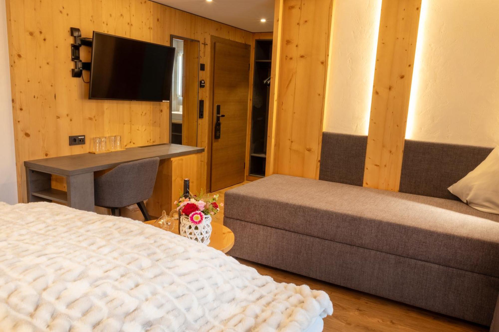 Eggerstueberl Hotel Ischgl Luaran gambar